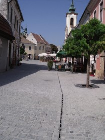 Reconstruction of historic town centre of Szentendre with RECYFIX HICAP G